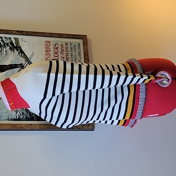 Striped Knit Sweater - Picture 4 of 9